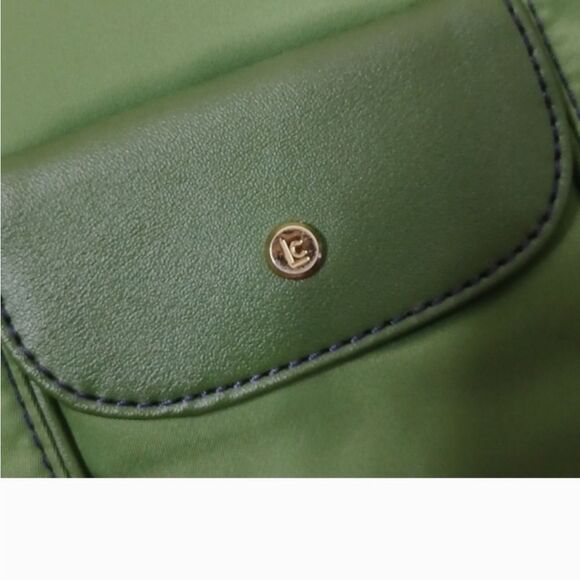 Green Tote Bag - Picture 7 of 11